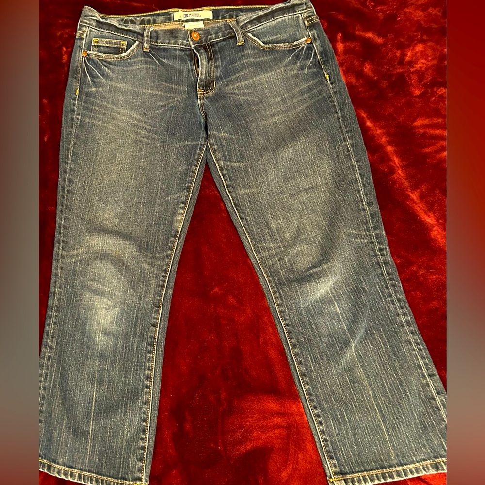 Gap “Original Low-Rise” Capri Jeans (10R)